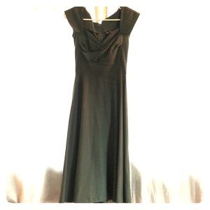 Forest green cap sleeves retro stop staring dress